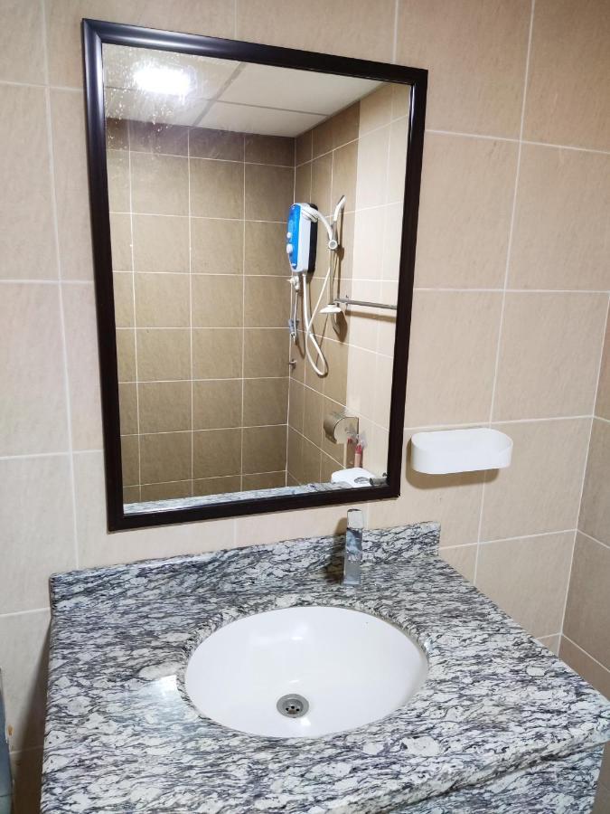 Jojo Homestay Tiara Residence Desaru Esterno foto